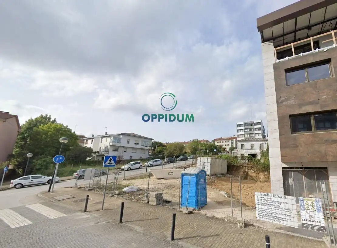 Residencial en venda en Oleiros