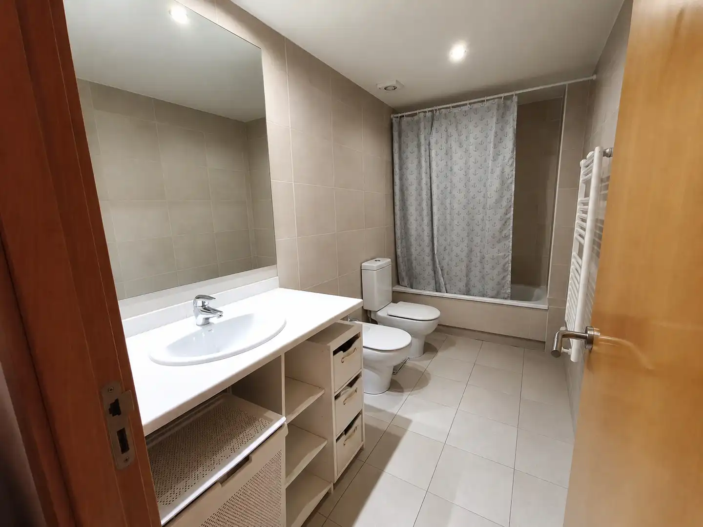 Baño de Piso en venta en Girona con Aire acondicionado, Calefacción y Parquet