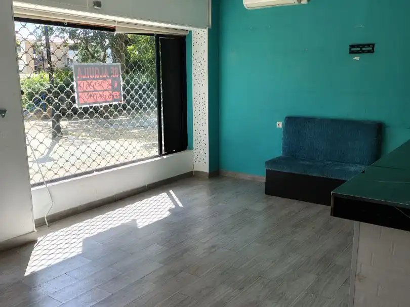 Local de alquiler en Mairena del Aljarafe con Aire acondicionado y Terraza