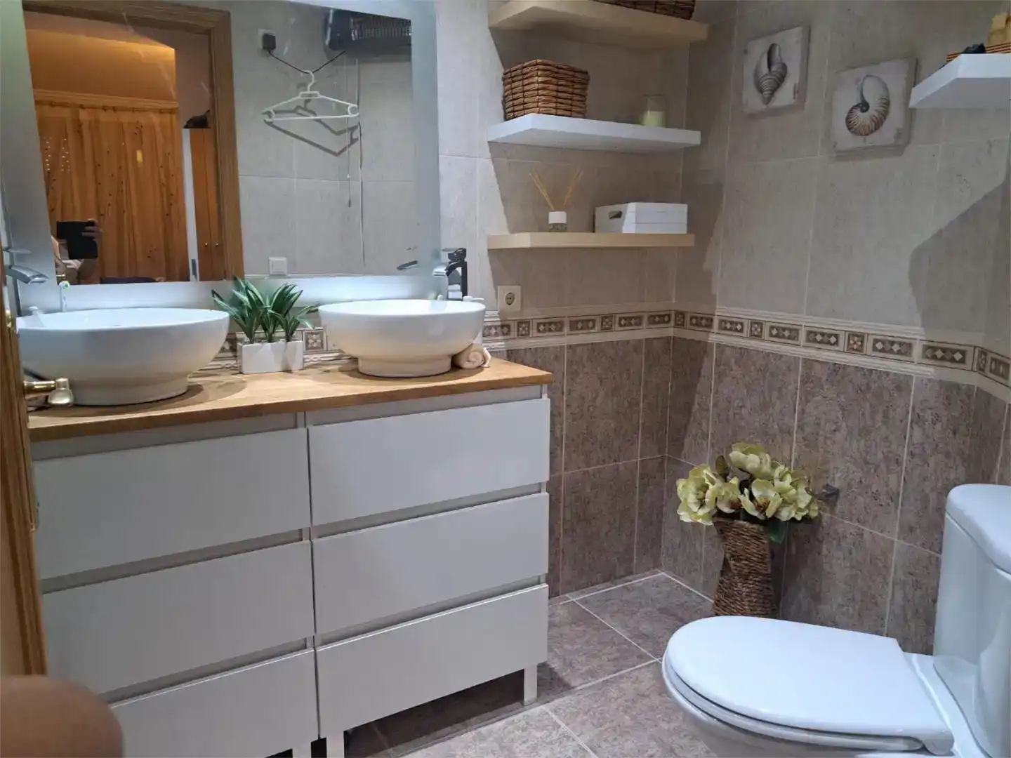 Bathroom of Attic for sale in Aldaia  with Air Conditioner and Balcony
