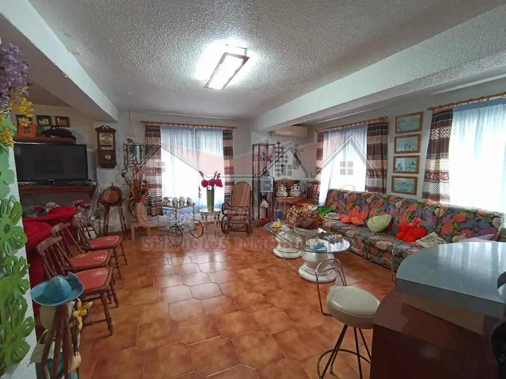 Sala d'estar de Finca rústica en venda en Petrer