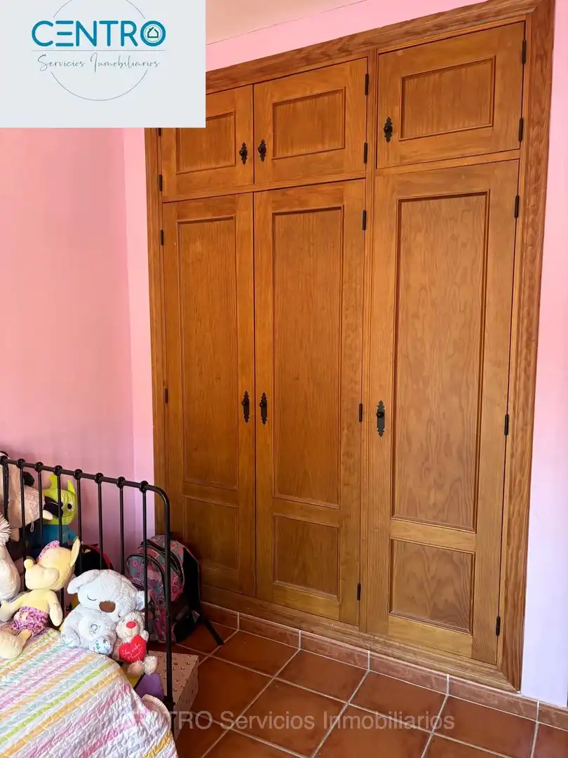 Habitación de Casa adosada en venta en Algeciras con Amueblado