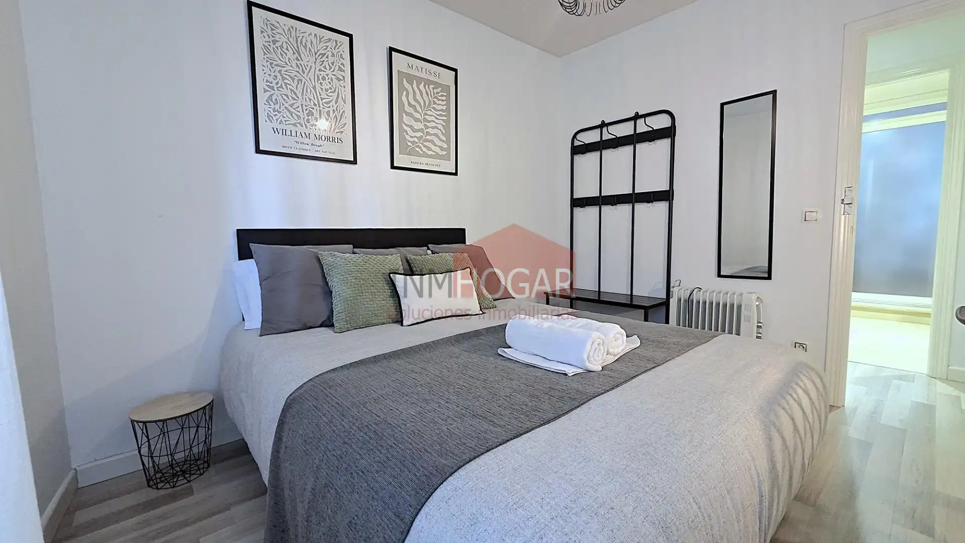 Habitación de Piso en venta en Ávila con Calefacción y Amueblado