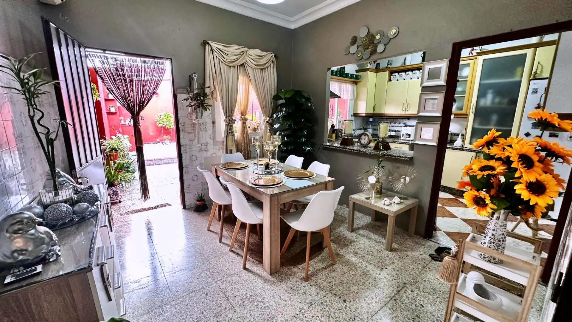 Dining room of Houses for sale in Bormujos  with Air Conditioner, Terrace and Storage room