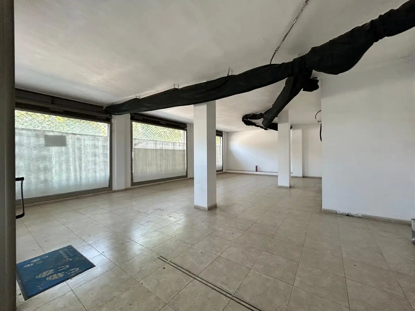 Local comercial de lloguer a Carrer de Francesc Macià i Llussà, imagen 4