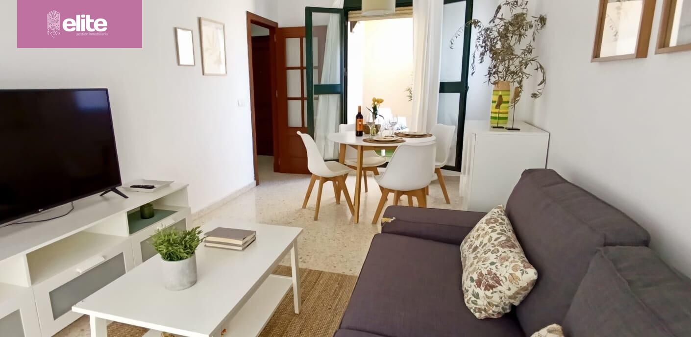 Living room of Flat for sale in Jerez de la Frontera  with Air Conditioner, Private garden and Terrace
