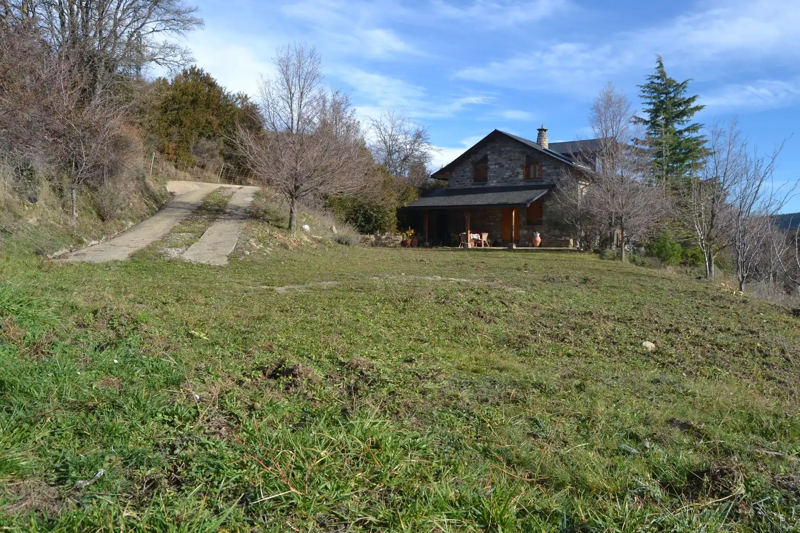 Haus oder Chalet zum Verkauf in Aisa mit Heizung und Privatgarten