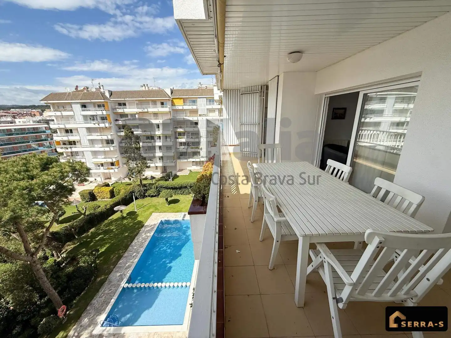 Pis amb piscina en venda a Calle DOMENEC CARLES