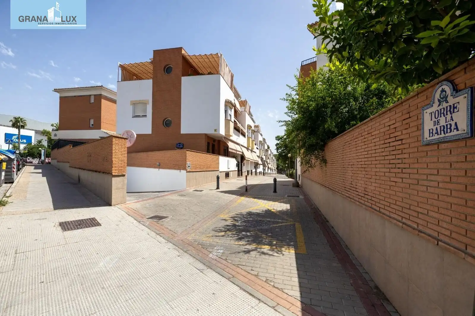 Casa con terraza en venta en Calle Torre de la Barba, imagen 2