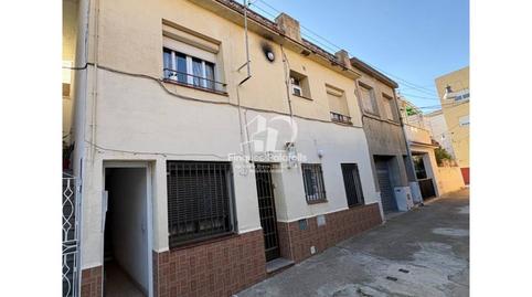 Foto 2 de Casa adosada en venda a Calle Figueres, Palafolls, Barcelona