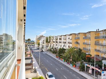 Apartment with lift for sale in Avenida DE LA PLATJA 30