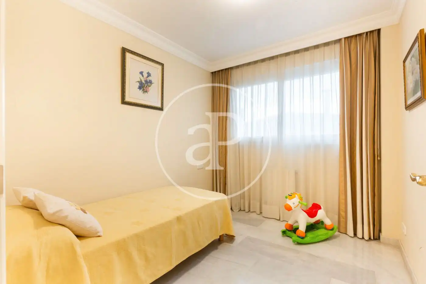 Bedroom of Flat for rent in Valencia  with Air Conditioner, Heating and Storage room