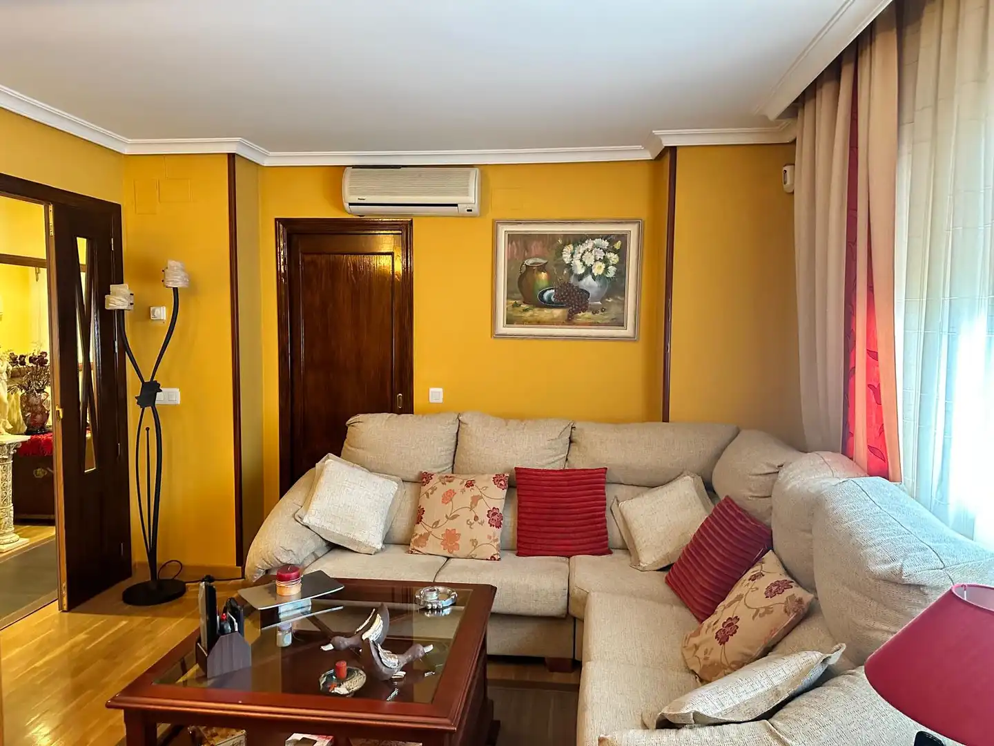 Casa adosada en venta en Calle Suiza, Nuevo Parque