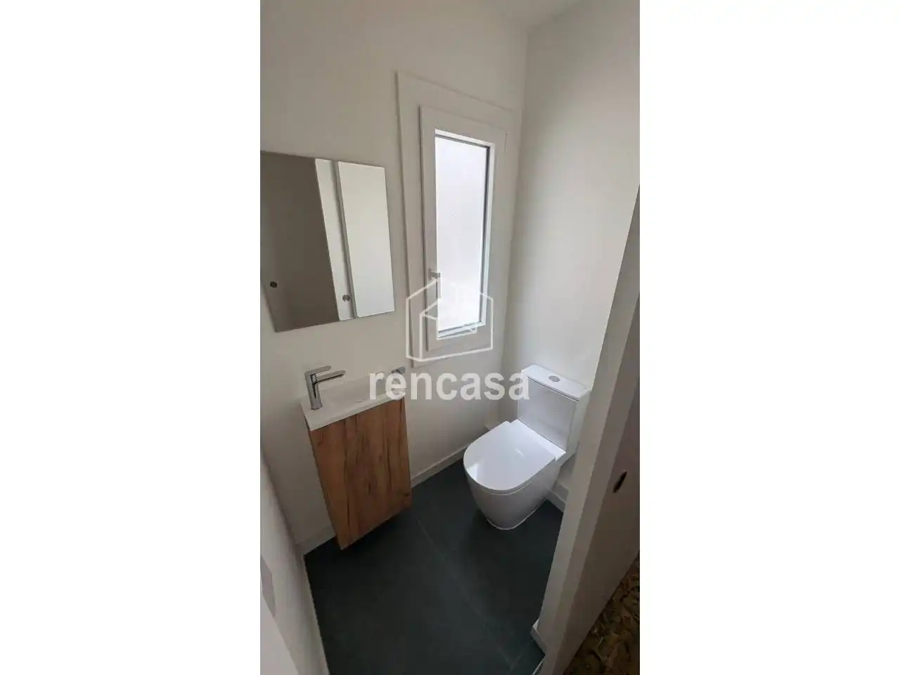 Badezimmer von Wohnung zur Miete in Lleida mit Klimaanlage, Heizung und Terrasse