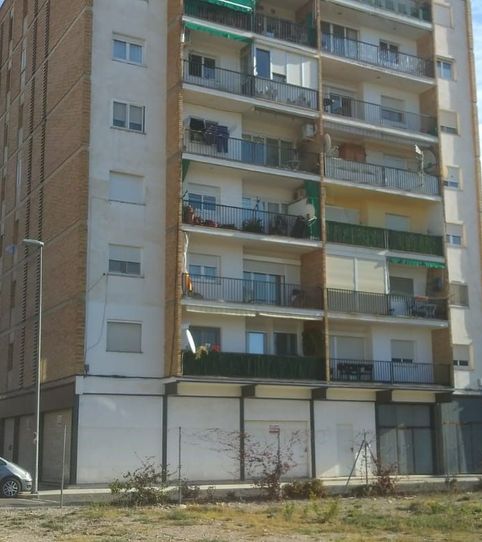 Foto 2 de Piso en venta en Avinguda de Francesc Macià, Les Borges Blanques, Lleida