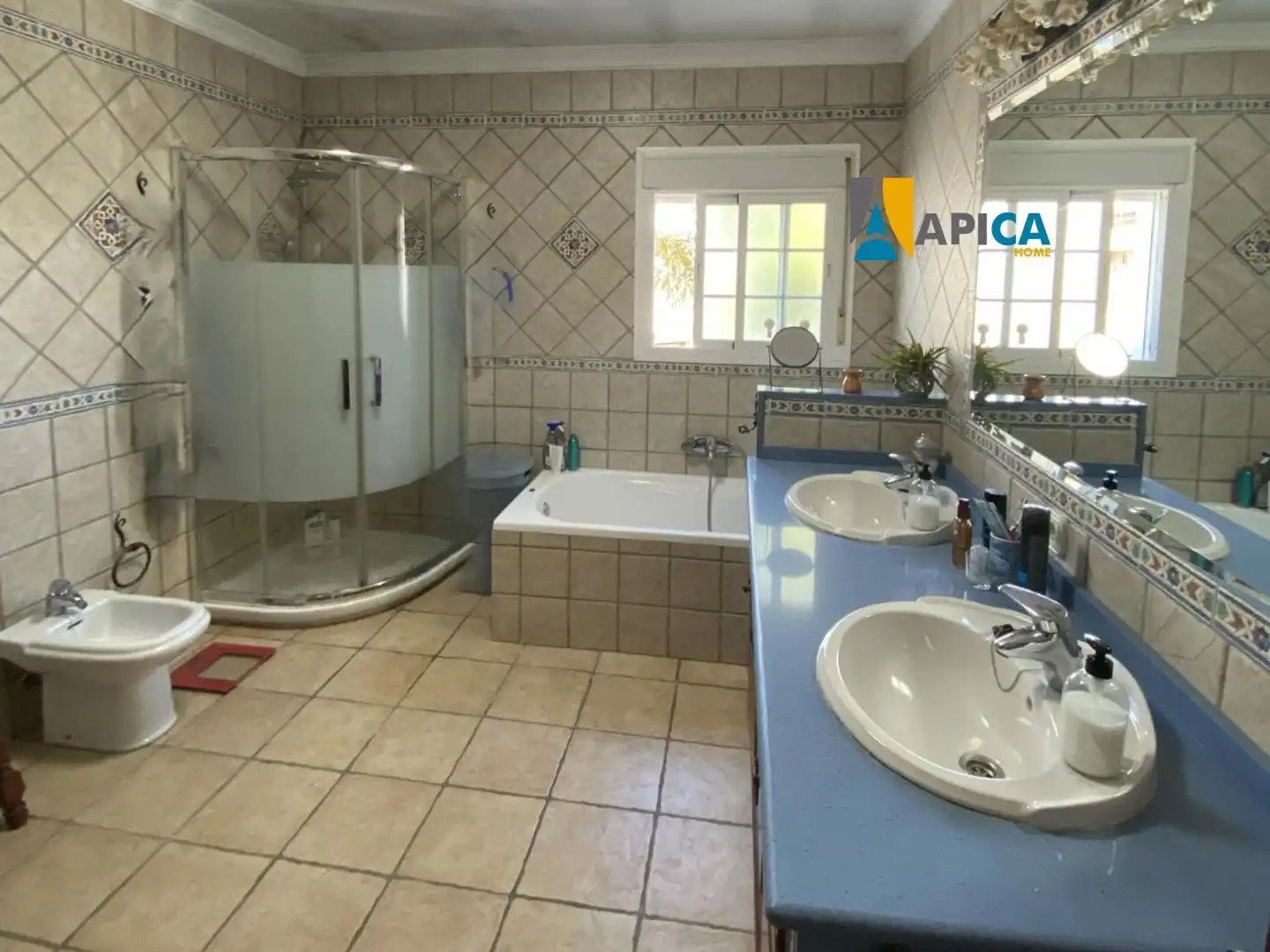 Bany de Casa o xalet en venda en La Línea de la Concepción amb Traster