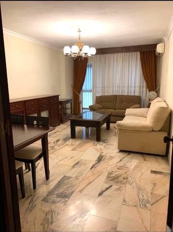 Piso en Venta en Parque Ayala - Jardín de la Abadía - Huelín