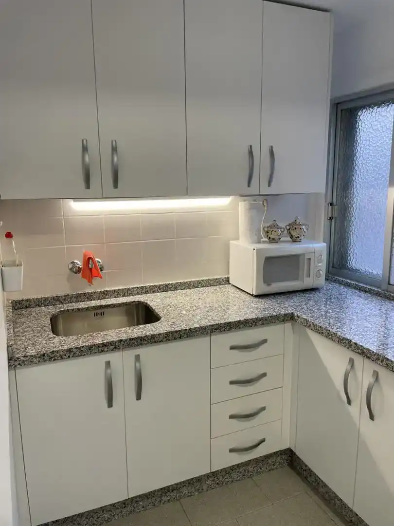 Fotografía del inmueble reportado: 990 €/mes — Almería, Almería