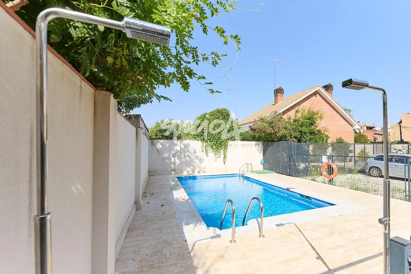 Piscina de Apartament en venda en Madrid amb Calefacció i Piscina comunitària