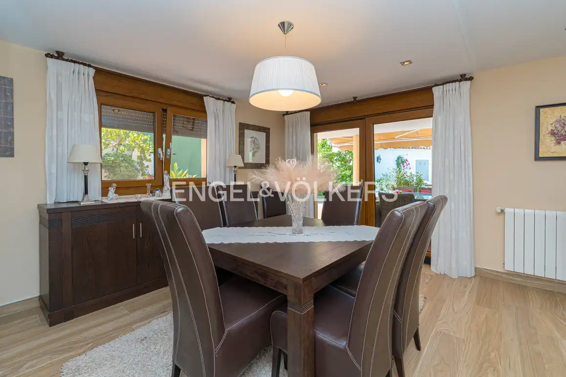 Comedor de Casa o chalet en venta en Benidorm con Aire acondicionado, Jardín privado y Piscina
