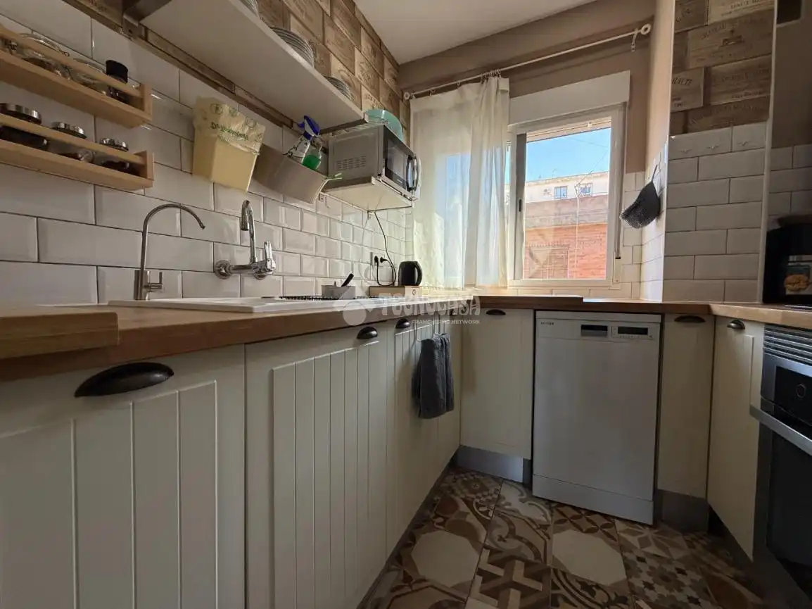 Cocina de Piso en venta en Valencia con Aire acondicionado