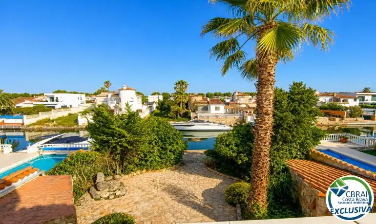 Casa con giardino in vendita a Carrer Ebre, imagen 2