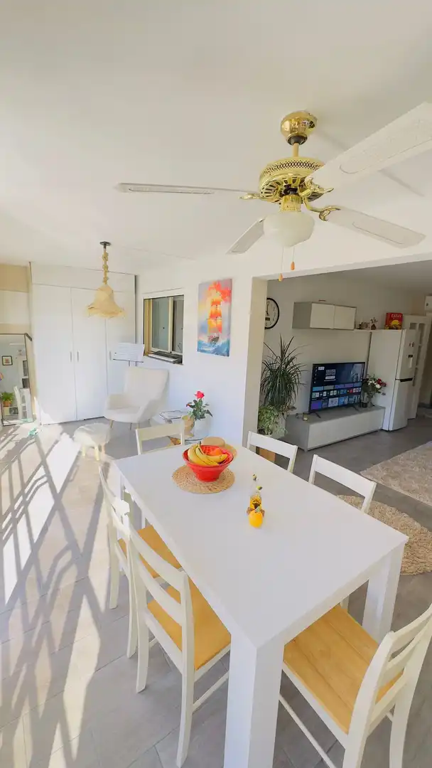 Menjador de Apartament en venda en Calpe / Calp amb Aire condicionat, Terrassa i Piscina comunitària