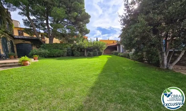 Houses for sale in Espolla, Girona