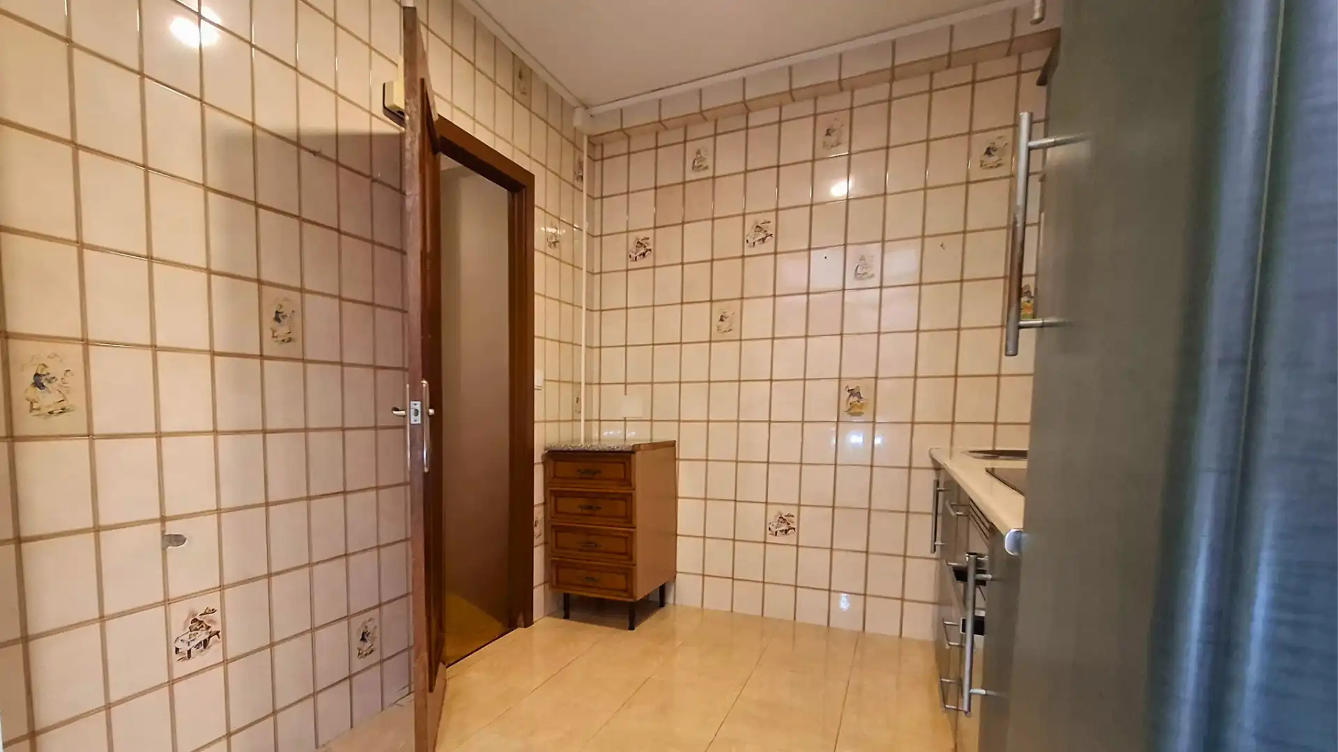 Cuina de Pis en venda en Córdoba amb Aire condicionat i Forn