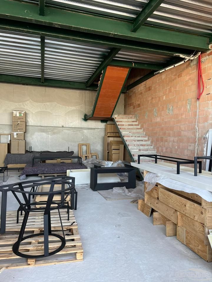 Premises to rent in Lucena