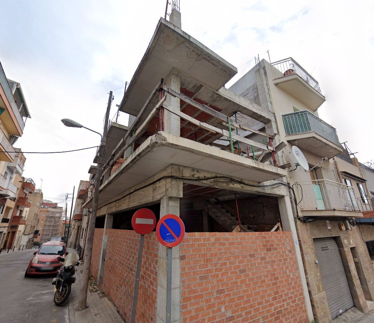 Exterior view of Building for sale in Badalona
