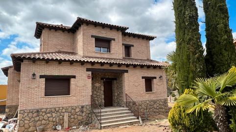 Foto 2 de Casa adosada en venda a Argés, Toledo