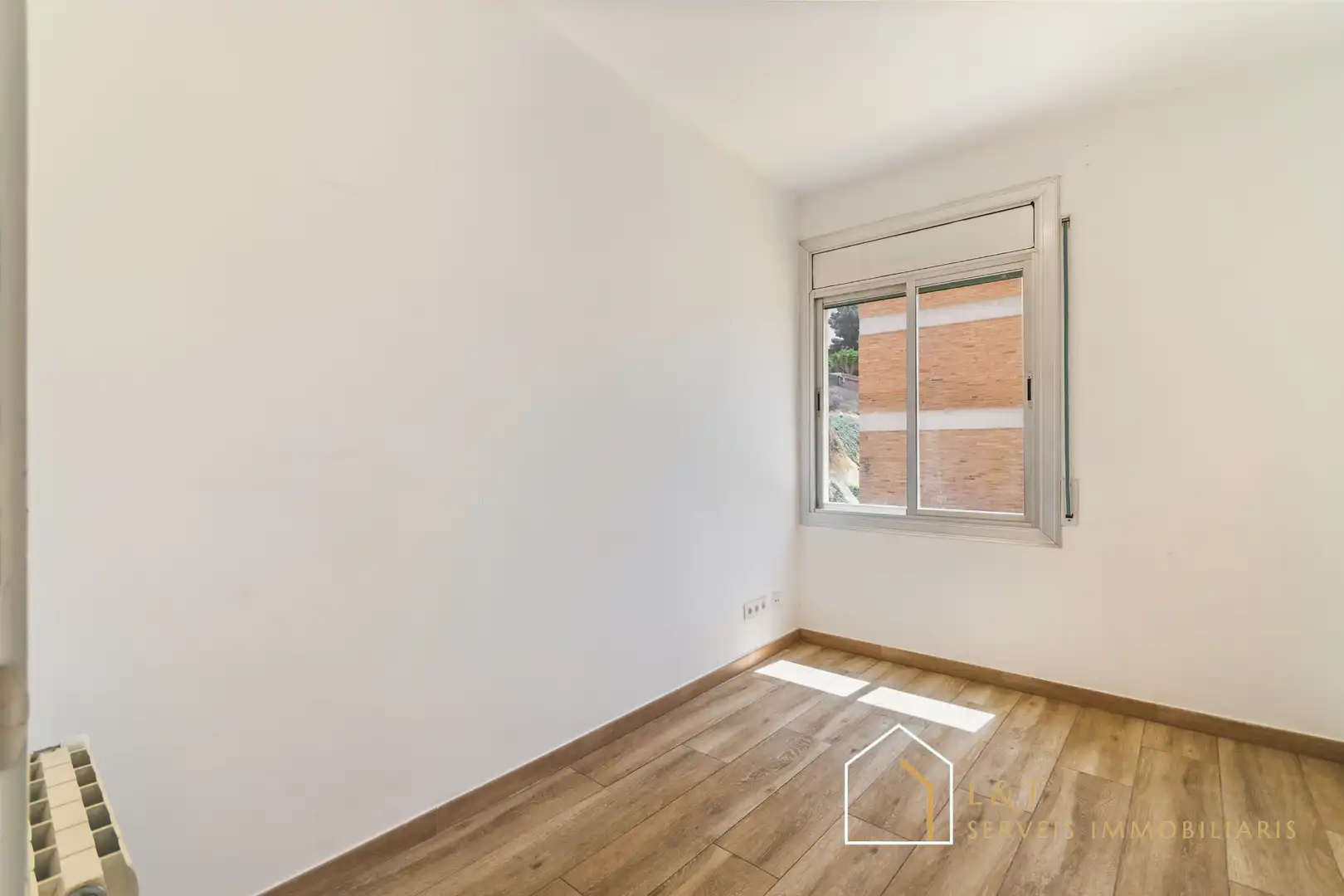 Habitación de Piso en venta en Barcelona con Calefacción, Horno y Balcón