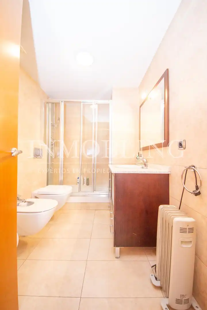 Baño de Piso en venta en Mataró con Amueblado