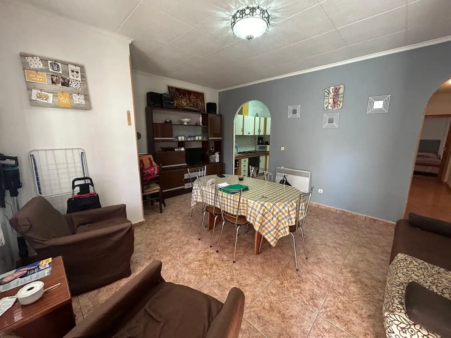 Menjador de Apartament en venda en Torrevieja amb Aire condicionat, Terrassa i Moblat