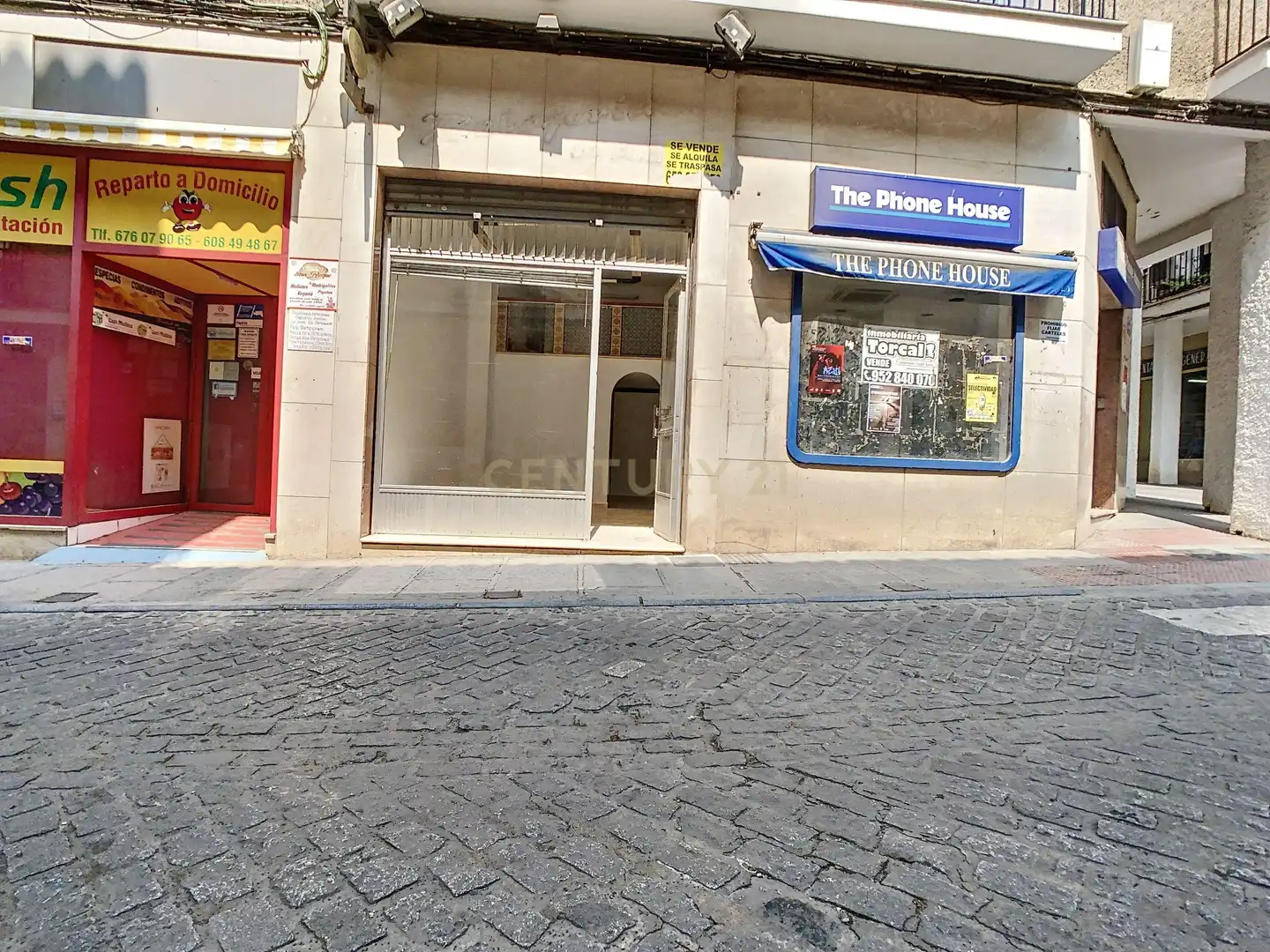 Vista exterior de Local en venta en Antequera con Aire acondicionado