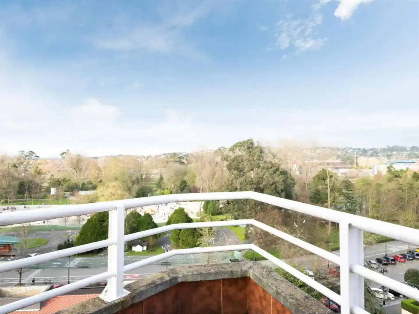 Terraza de Piso de alquiler en Gijón  con Parquet y Amueblado