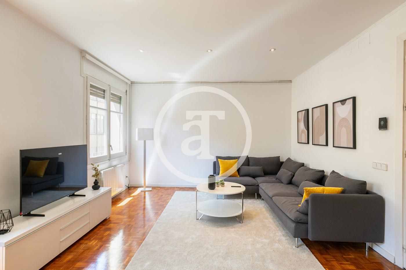 Sala d'estar de Pis de lloguer en  Barcelona Capital amb Aire condicionat, Calefacció i Moblat