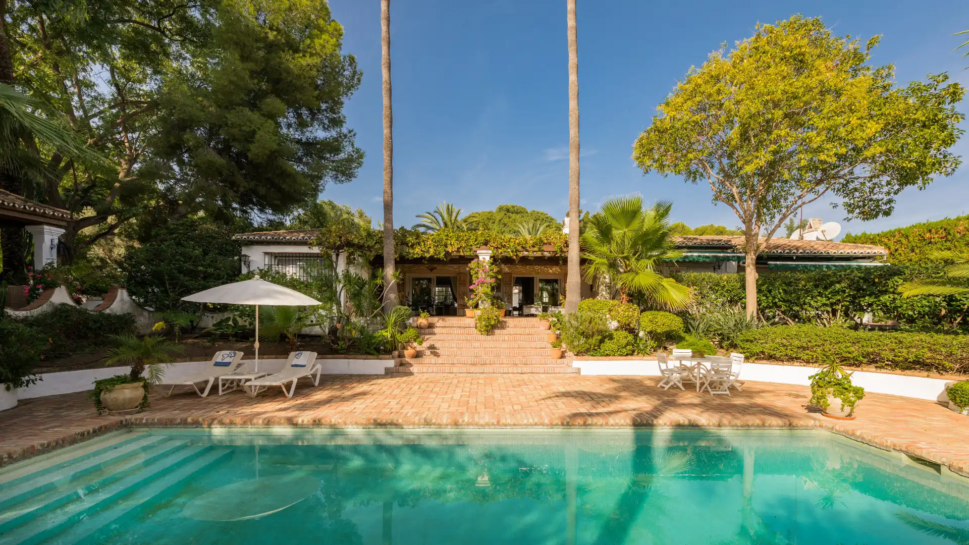Casa amb piscina en venda a Los Flamingos, imagen 2