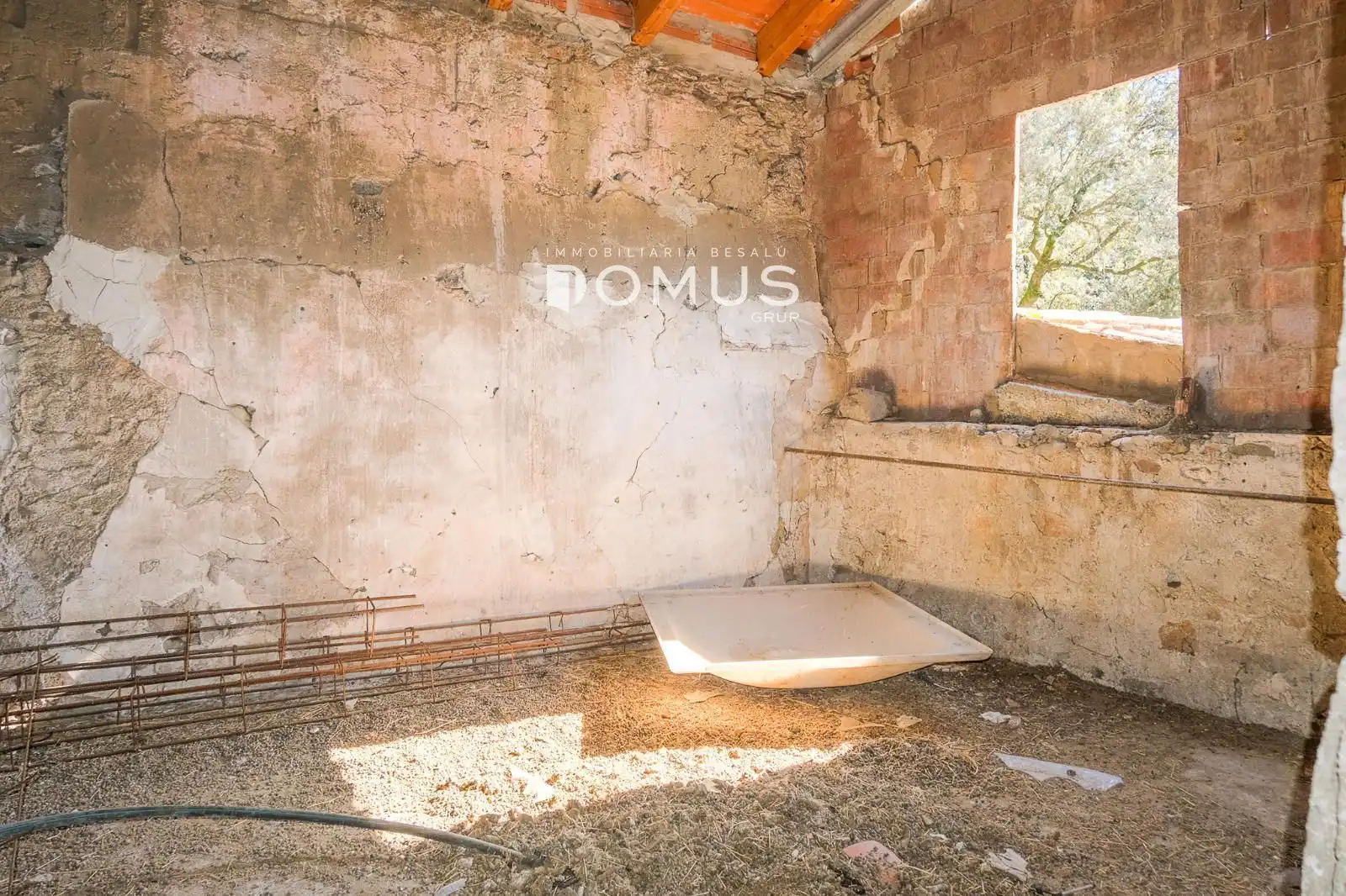 Bedroom of Country homes for sale in Besalú  with Private garden