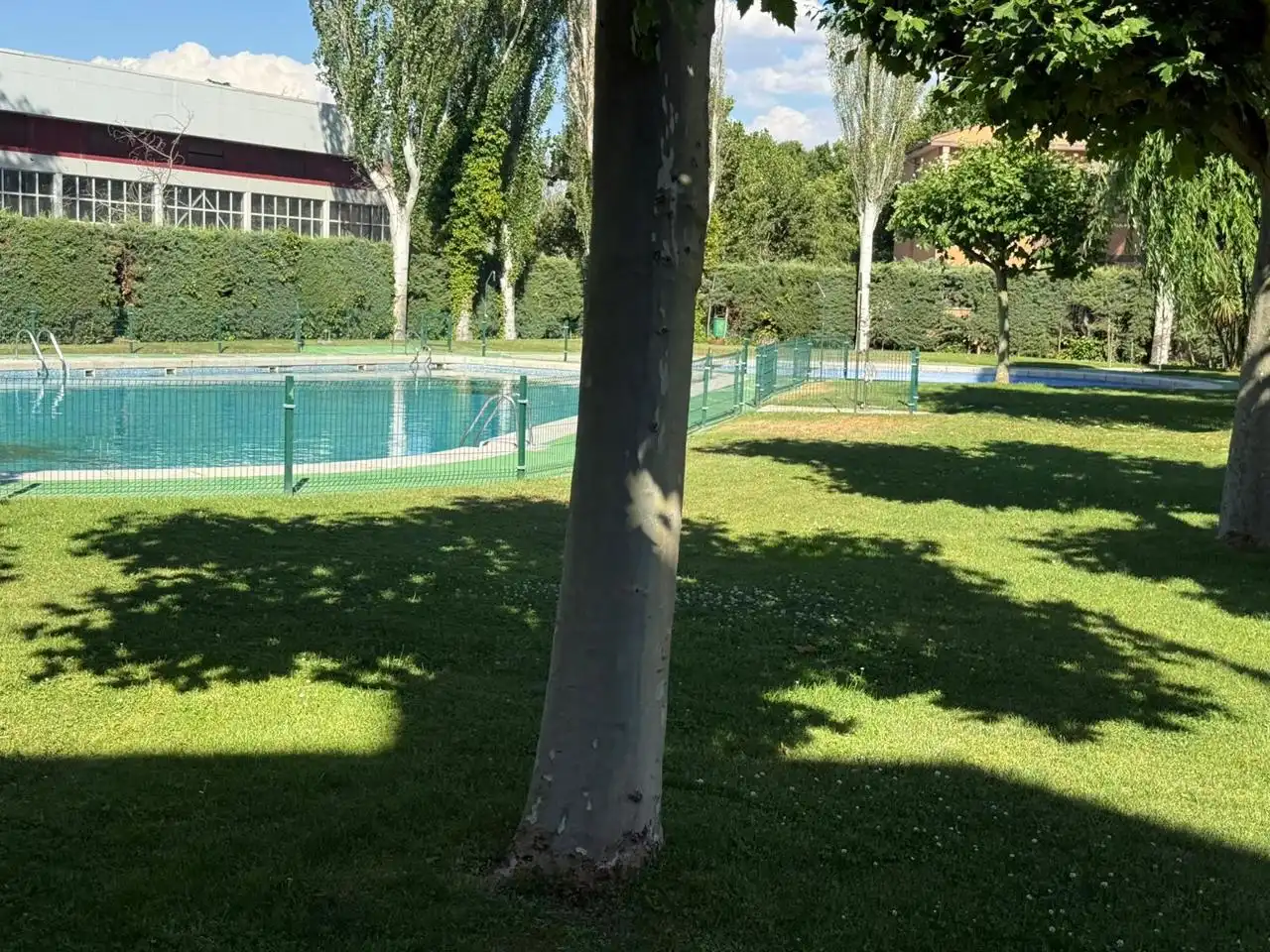 Piscina de Planta baixa en venda en Collado Villalba amb Calefacció, Terrassa i Traster