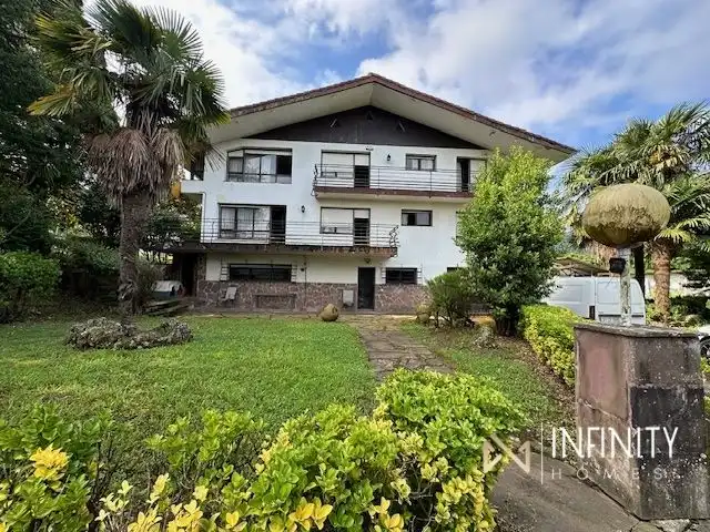 Vista exterior de Casa o chalet en venta en Lezama con Calefacción, Jardín privado y Terraza