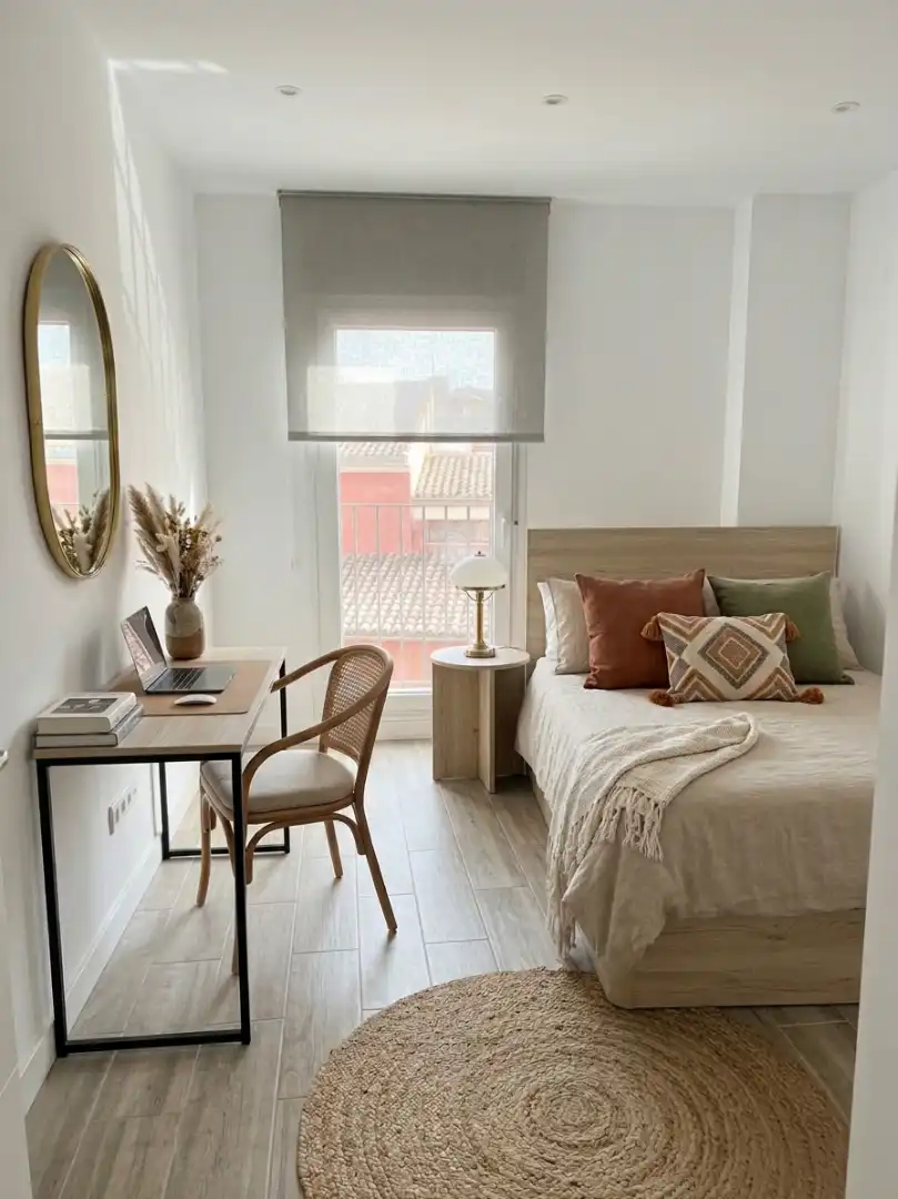 Schlafzimmer von Wohnung zum Verkauf in Manlleu mit Klimaanlage, Heizung und Balkon