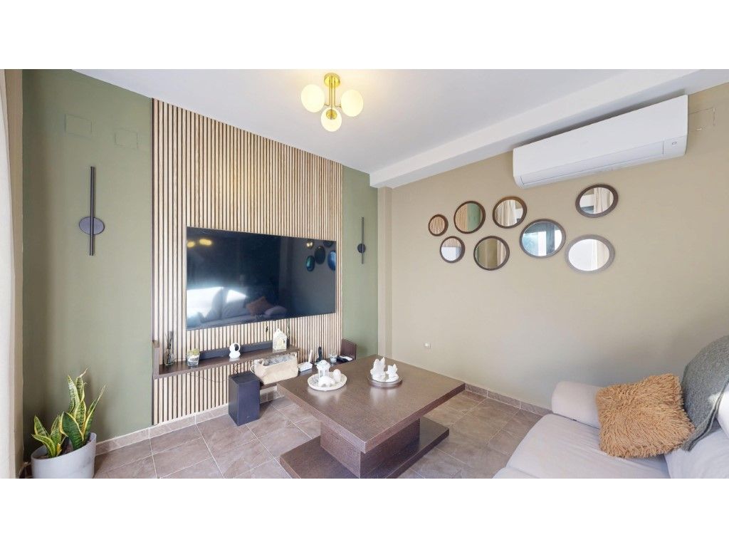 Sala de estar de Casa adosada en venta en Náquera con Aire acondicionado, Terraza y Balcón