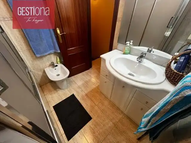 Baño de Dúplex en venta en Noja con Calefacción, Jardín privado y Terraza