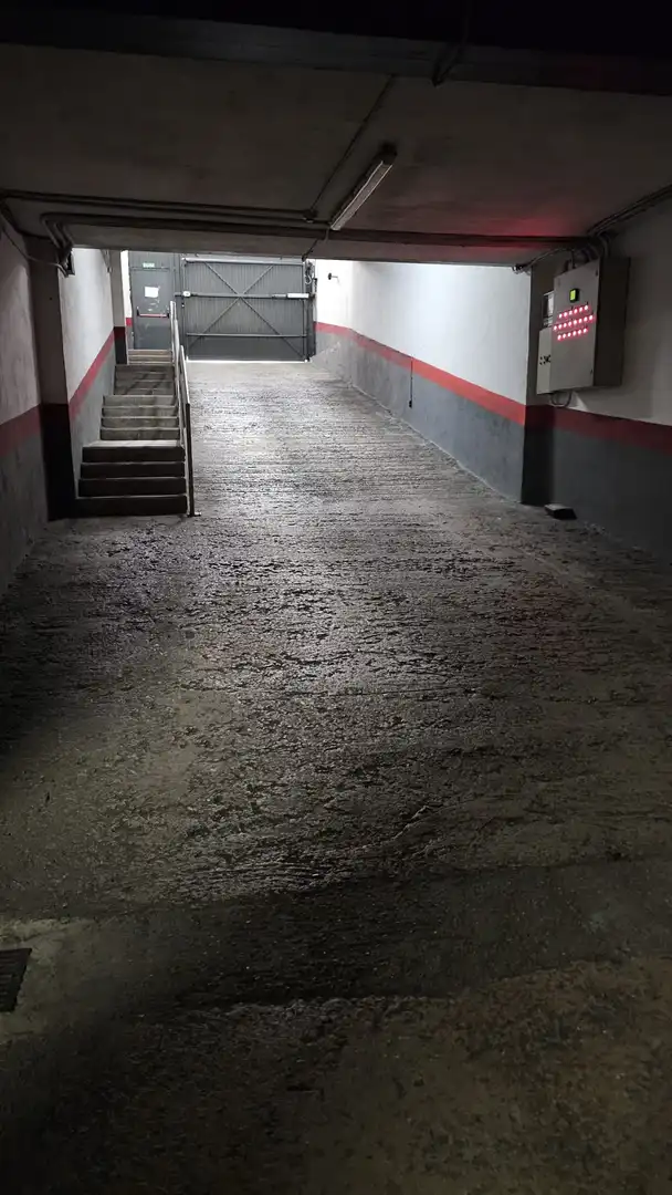 Garage zum Verkauf in Berriozar