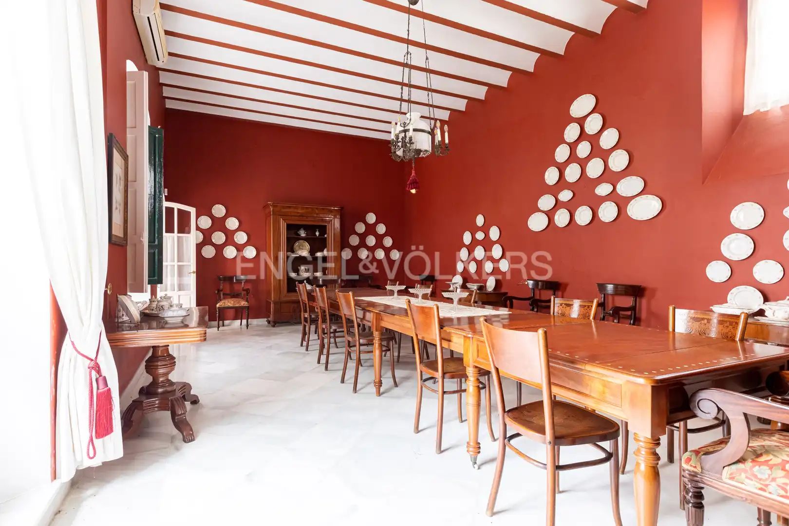 Comedor de Casa o chalet en venta en Umbrete con Calefacción, Jardín privado y Piscina