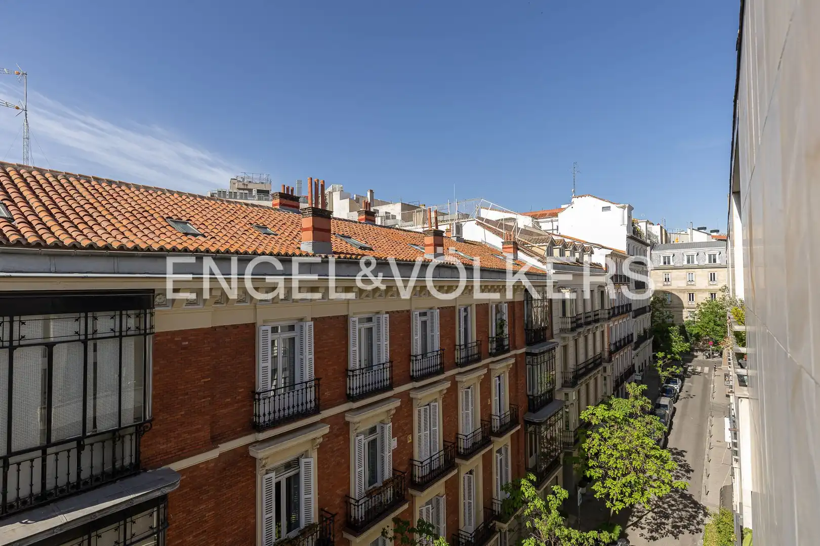 Exterior view of Flat for rent in Madrid  with Air Conditioner, Heating and Terrace
