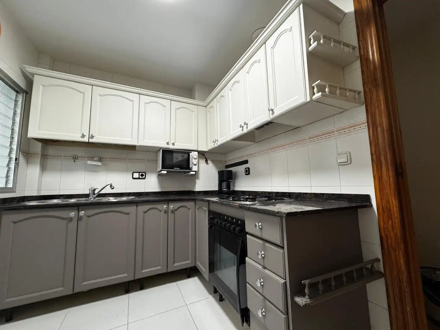 Kitchen of Flat for sale in Alicante / Alacant  with Air Conditioner, Heating and Balcony