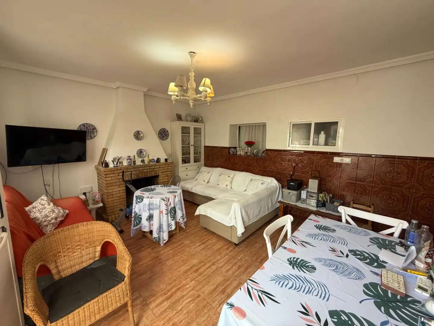 Sala d'estar de Casa adosada en venda en Mairena del Aljarafe